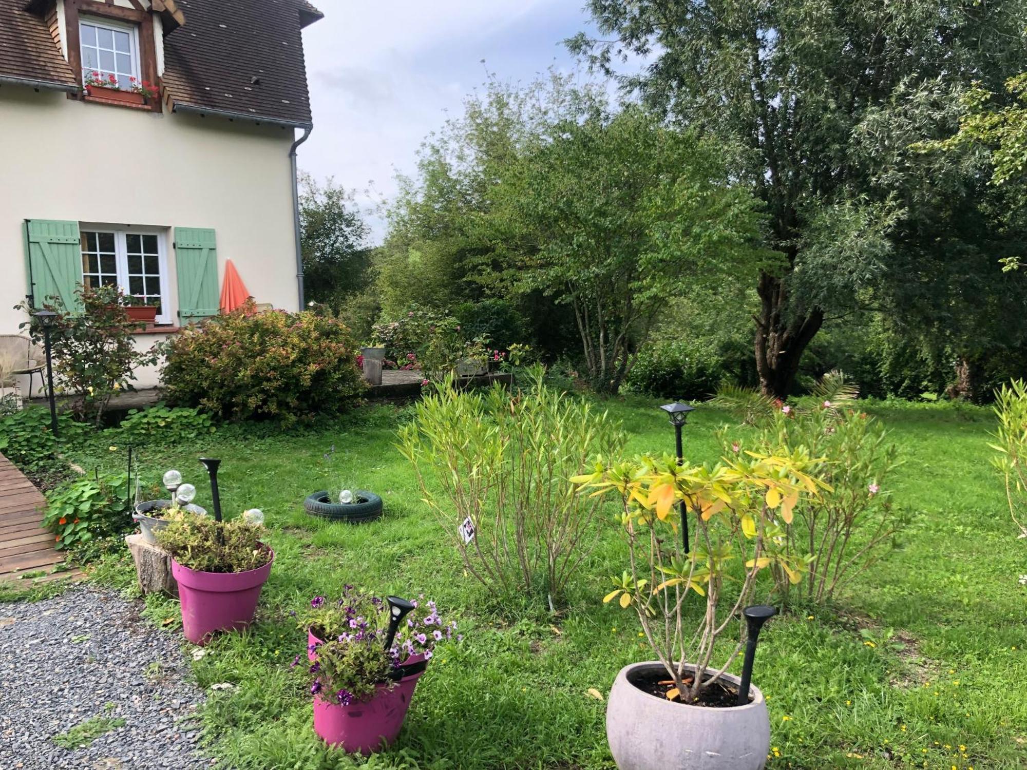 Grande Chambre Familiale Jaune Tout Bonnement Bien Putot-en-Auge ภายนอก รูปภาพ